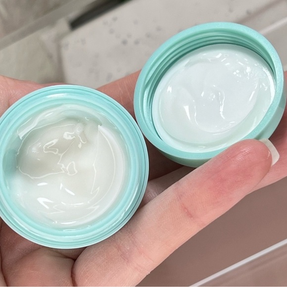 Tatcha The Water Cream 🦋 PRICE FOR 1 - Picture 4 of 5